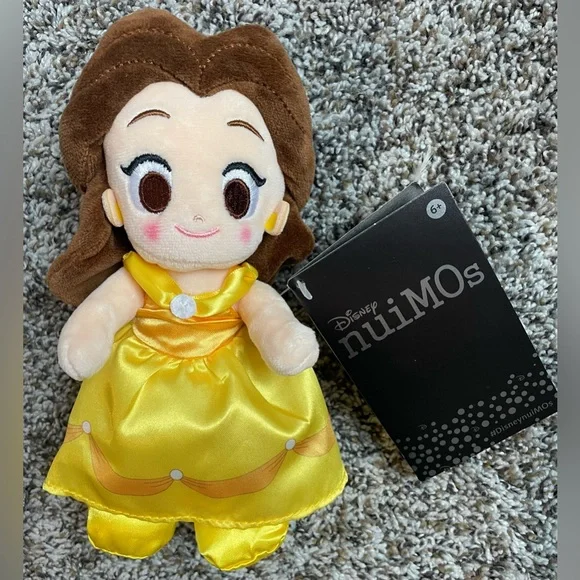 NWT 🆕 nuiMOs Disney Belle Set - Picture 10 of 13